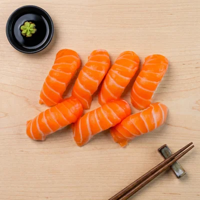 MINI001 Sushi Bento Salmon Sushi 7