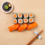 MED004 Sushi Bento Sashimi Varity